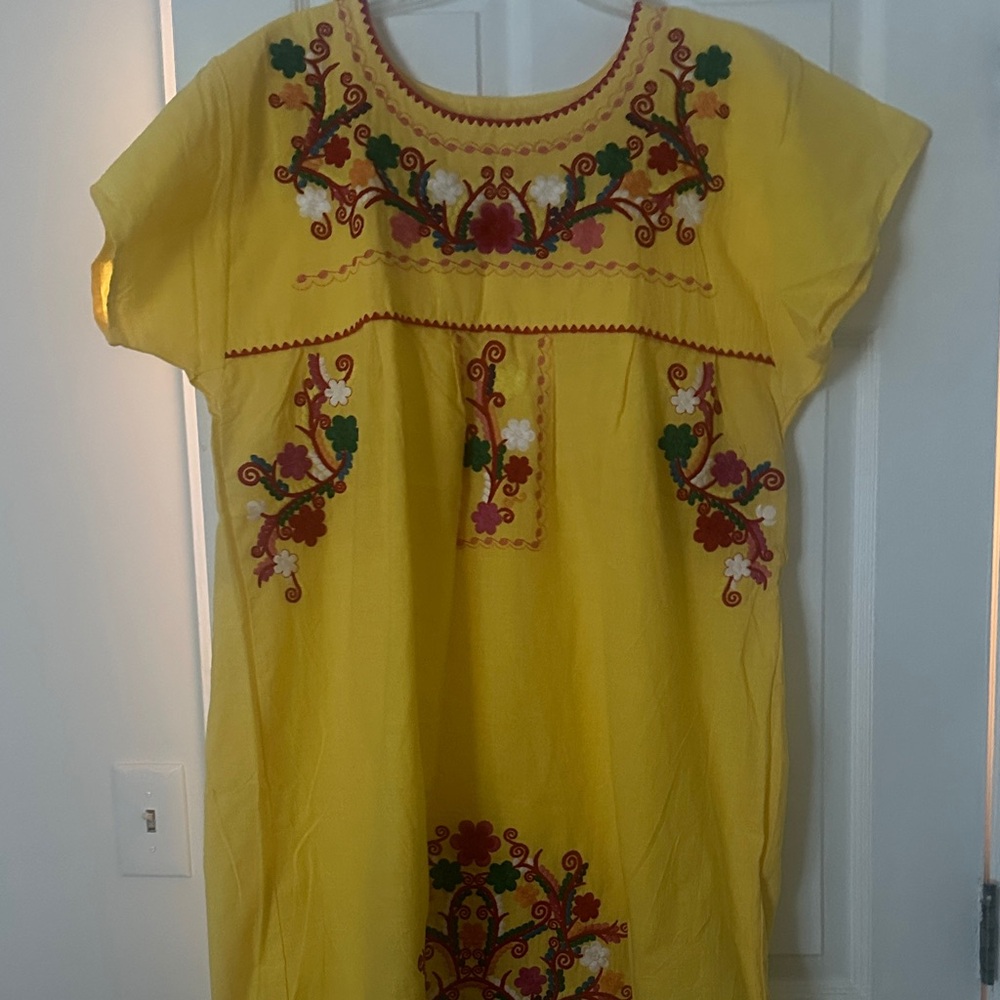Mexican Traditional Yellow Embroidered Dress Size 3 XL